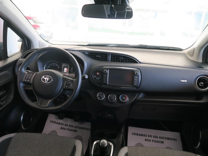 Toyota  Yaris 1.0 VVT-I 