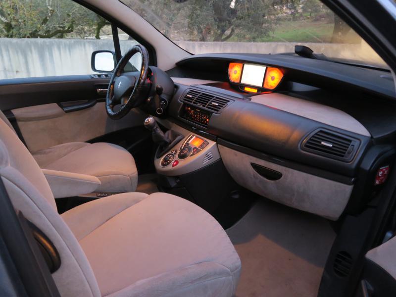 Peugeot 807