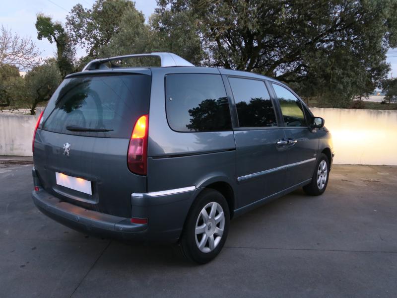 Peugeot 807