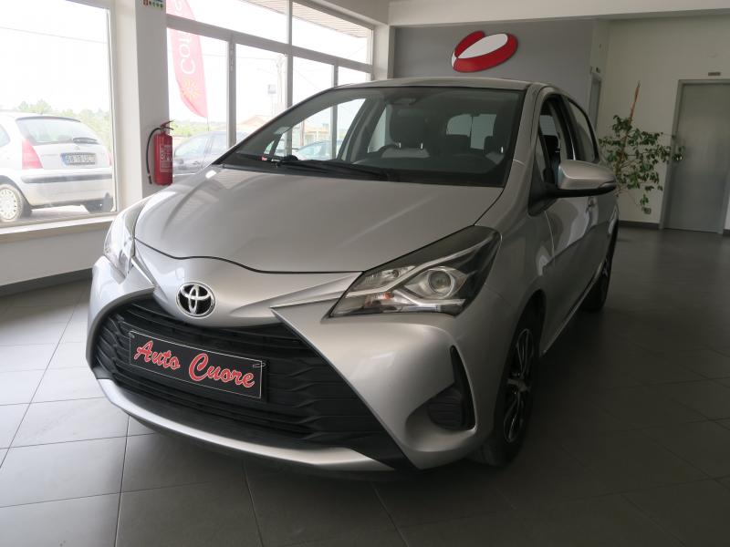 Toyota  Yaris 