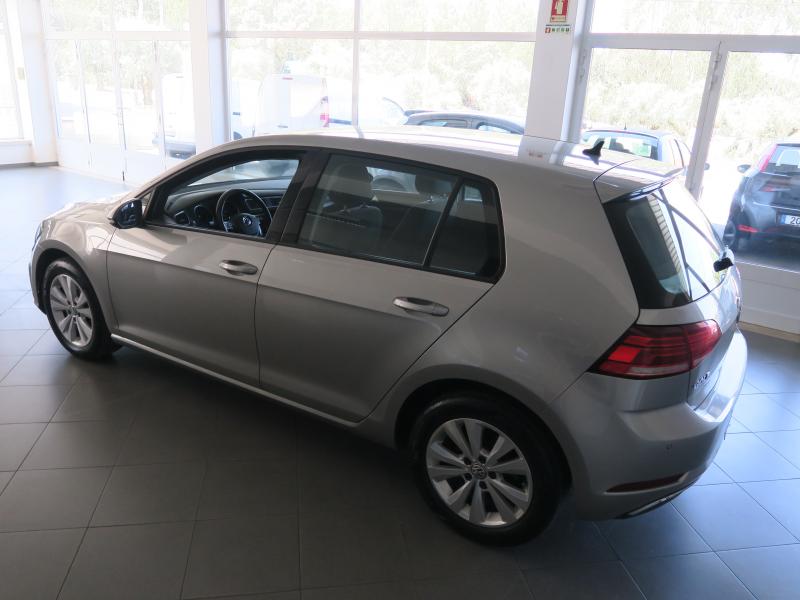 Volkswagen Golf VII 