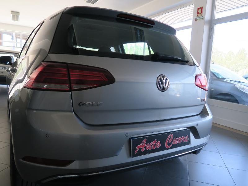 Volkswagen Golf VII 