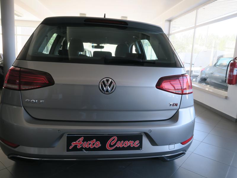 Volkswagen Golf VII 