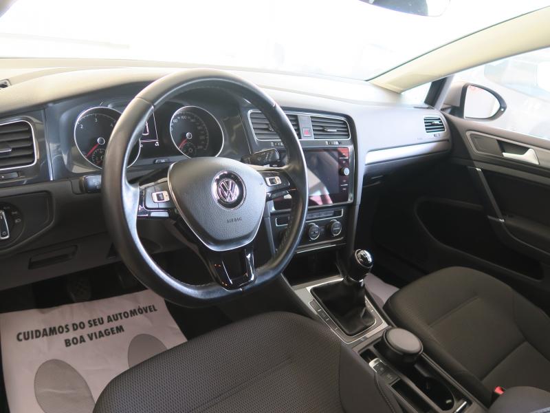 Volkswagen Golf VII 