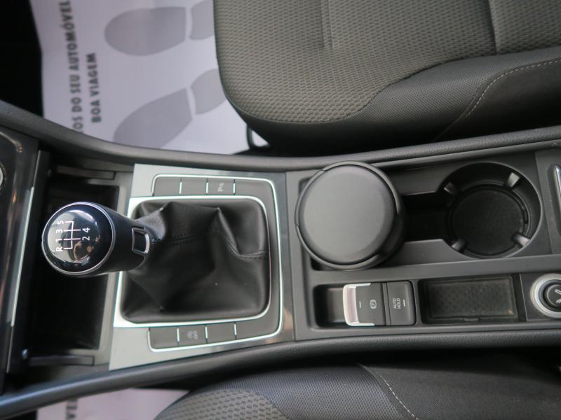 Volkswagen Golf VII 