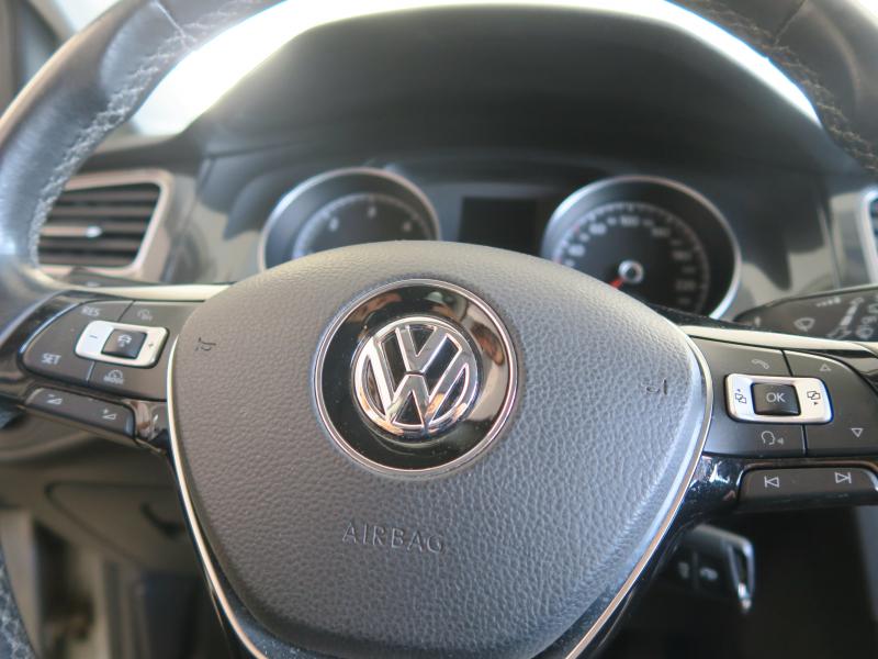 Volkswagen Golf VII 